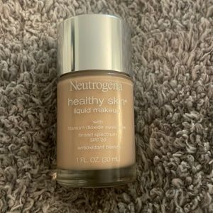 Neutrogena heathy skin liquid makeup - Natural Ivory 20 (brand new, never used)